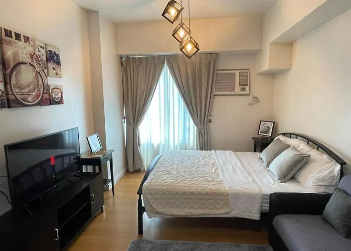 Aparthotel Cozy Units Staycation In Ermita Nearrobinsons Mall *