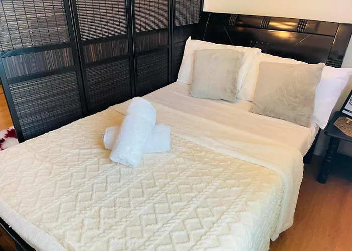 Cozy Units Staycation In Ermita Nearrobinsons Mall Manila