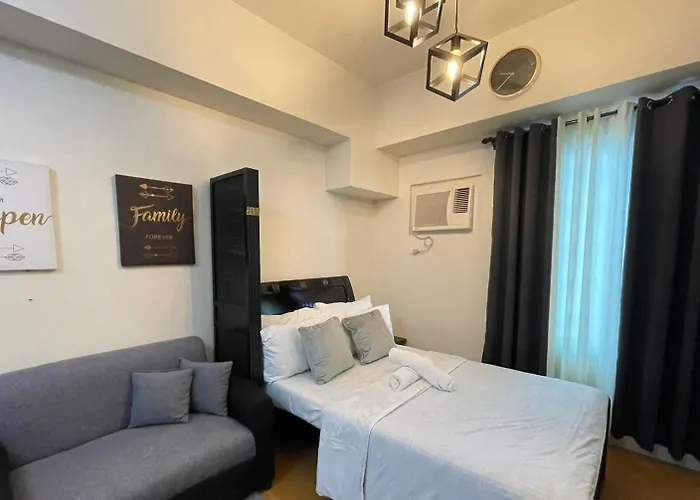 Aparthotel Cozy Units Staycation In Ermita Nearrobinsons Mall *